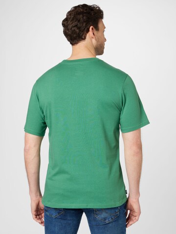 T-Shirt 'BLAZIN' ELEMENT en vert