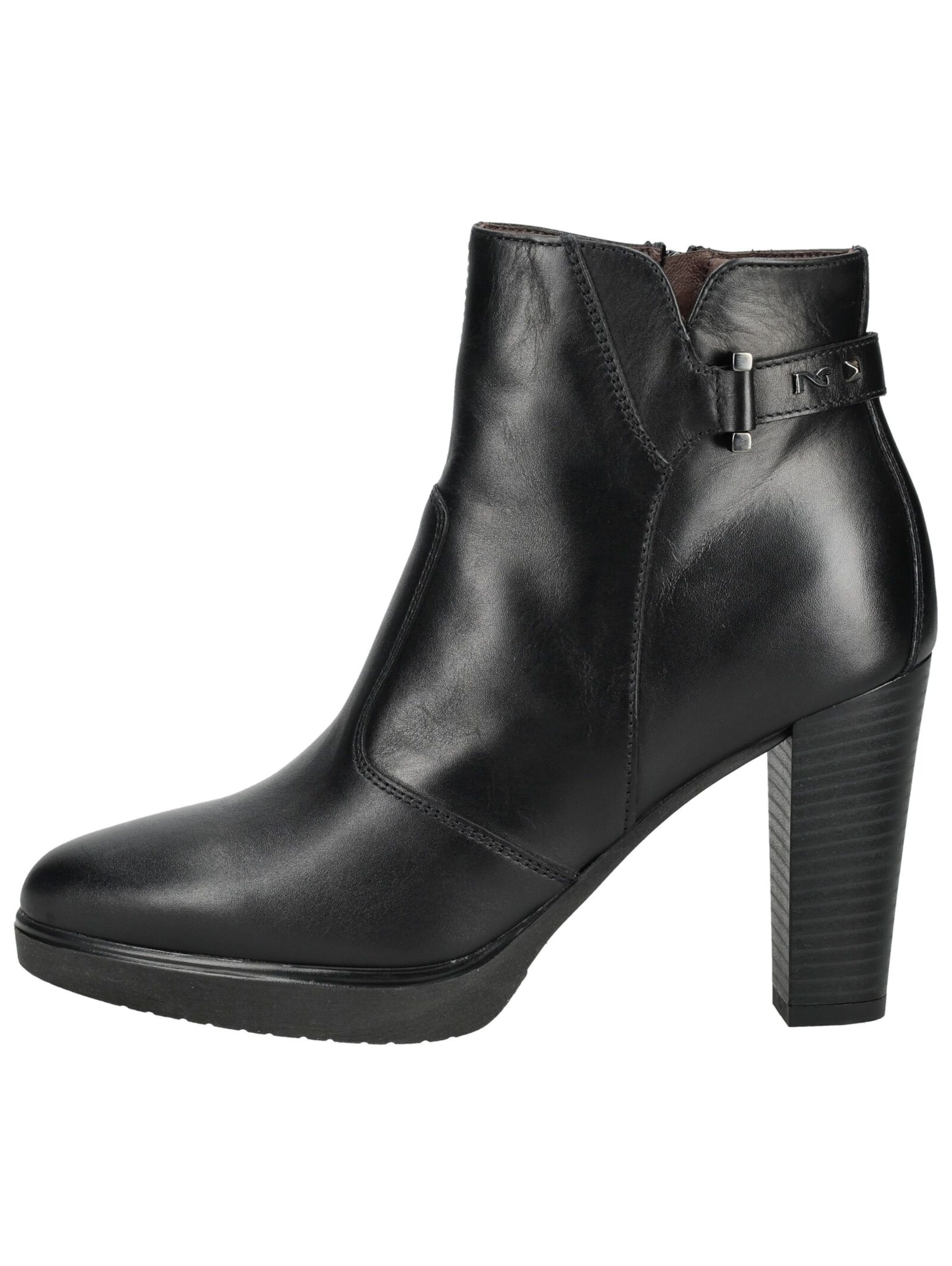 Nero Giardini Ankle Boots in Black