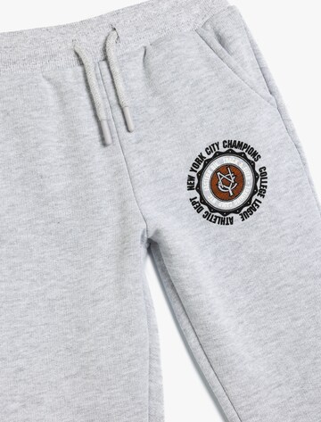 Koton Tapered Trousers in Grey