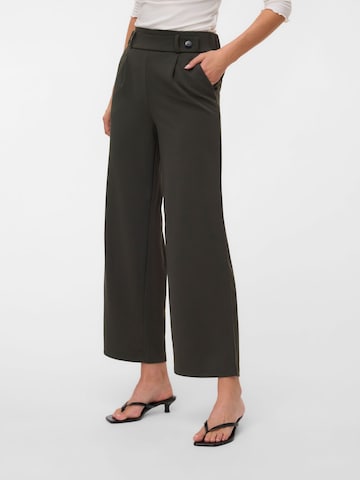 VERO MODA Wide Leg Hose 'VMSTAR' in Grün