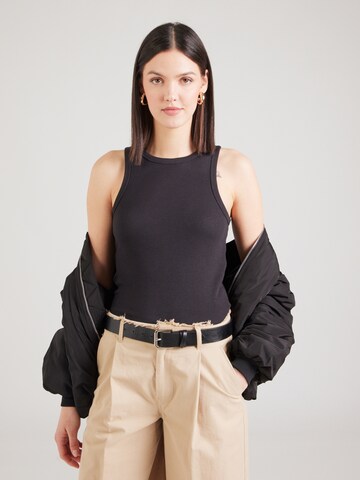 Top 'PCMAY' di PIECES in nero: frontale
