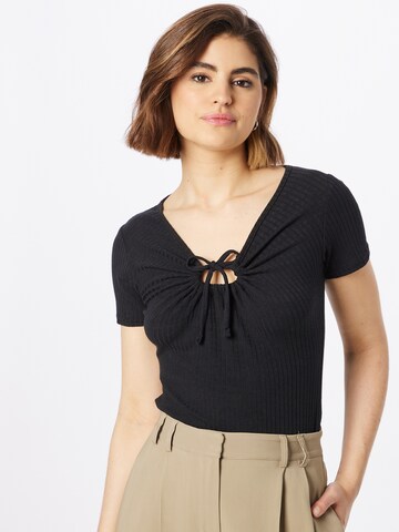 Dorothy Perkins Shirt in Black: front