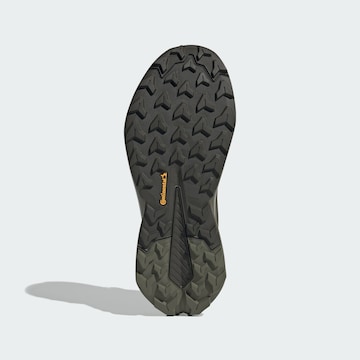 ADIDAS TERREX - Sapato baixo 'Trailmaker 2' em verde