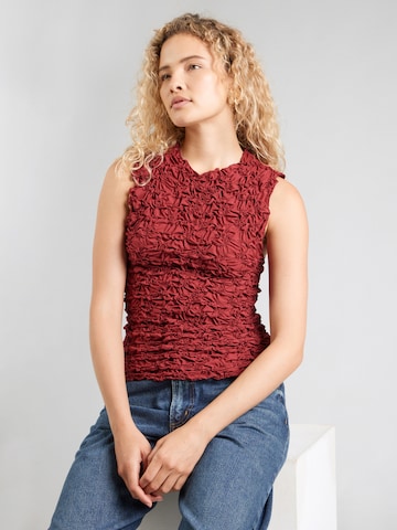YAS Top 'YASMERA' in Red: front