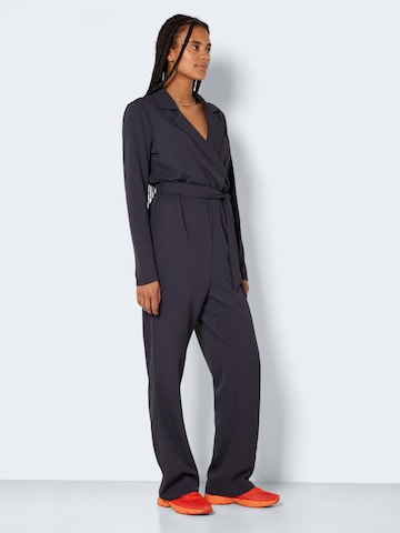 Noisy may Jumpsuit i grå