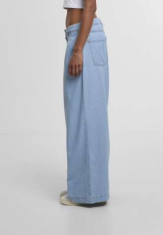 Urban Classics Regular Ladies Wide Leg Light Denim Pants ' ' in Beige