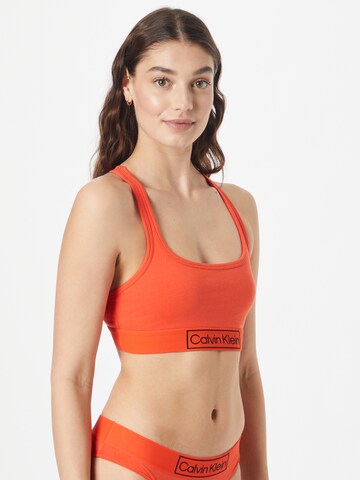 Calvin Klein Underwear - Bustier Sujetador 'Reimagine Heritage' en naranja: frente