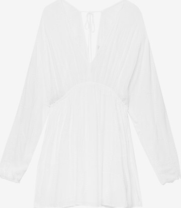 Pull&Bear Sukienka w kolorze biały: przód
