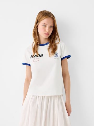 Maglietta di Bershka in beige