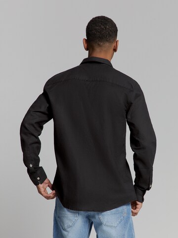 Coupe regular Chemise No Excess en noir
