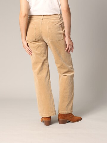 Bootcut Pantalon 'Sakari' Deeluxe en beige