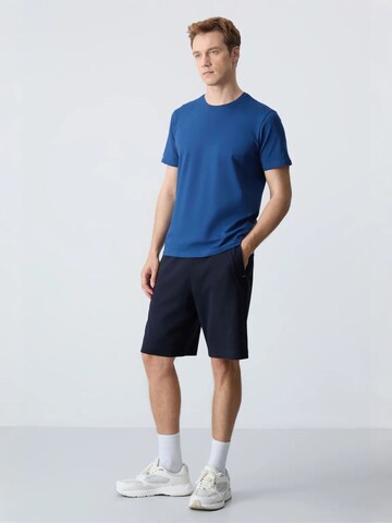 Tommy Life Regular Shorts in Blau