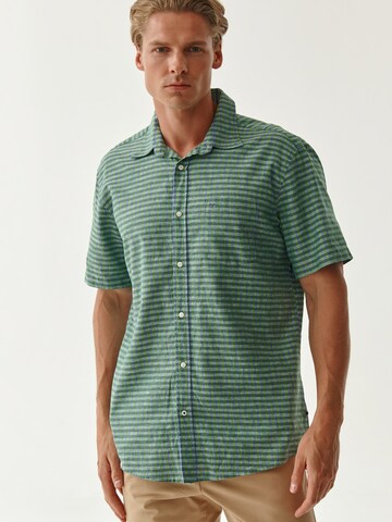 TATUUM - Ajuste regular Camisa en verde: frente