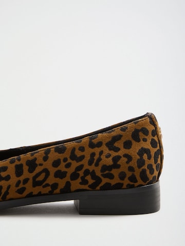 Chaussure basse love & roses en marron