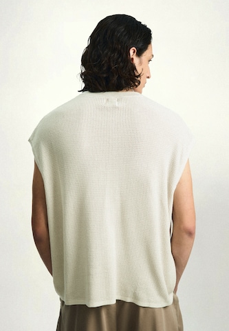 Pullover di Bershka in beige