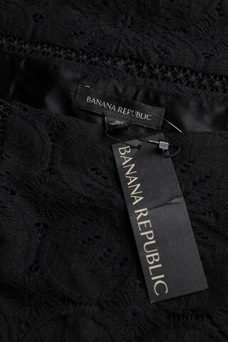 Banana Republic Skirt in XL in Black