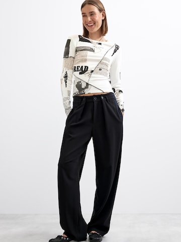 Regular Pantalon à pince Desigual en noir