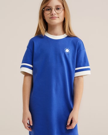 Rochie de la WE Fashion pe albastru