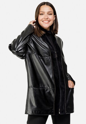 HELMIDGE Between-Season Jacket in Black: front