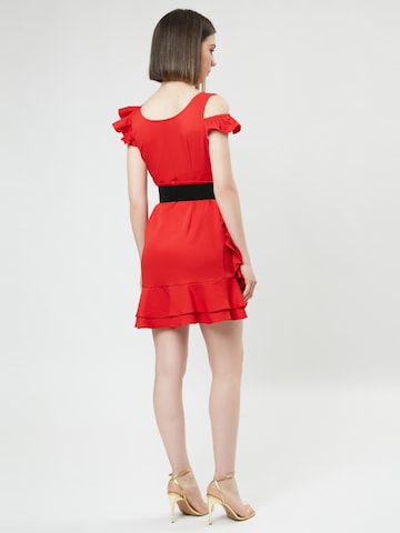 Influencer Φόρεμα σε κόκκινο