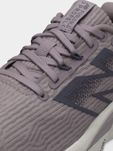 new balance Маратонки за бягане 'Propel V5' в лилав