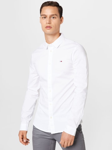 Tommy Jeans Slim fit Overhemd in Wit: voorkant