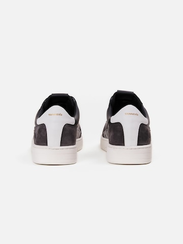 Tanners Sneakers 'Mid-Court Gael' in Black