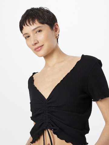 ABOUT YOU Shirt 'Nuria' in Schwarz