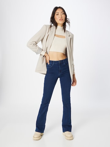 PIECES Flared Jeans 'Peggy' in Blauw