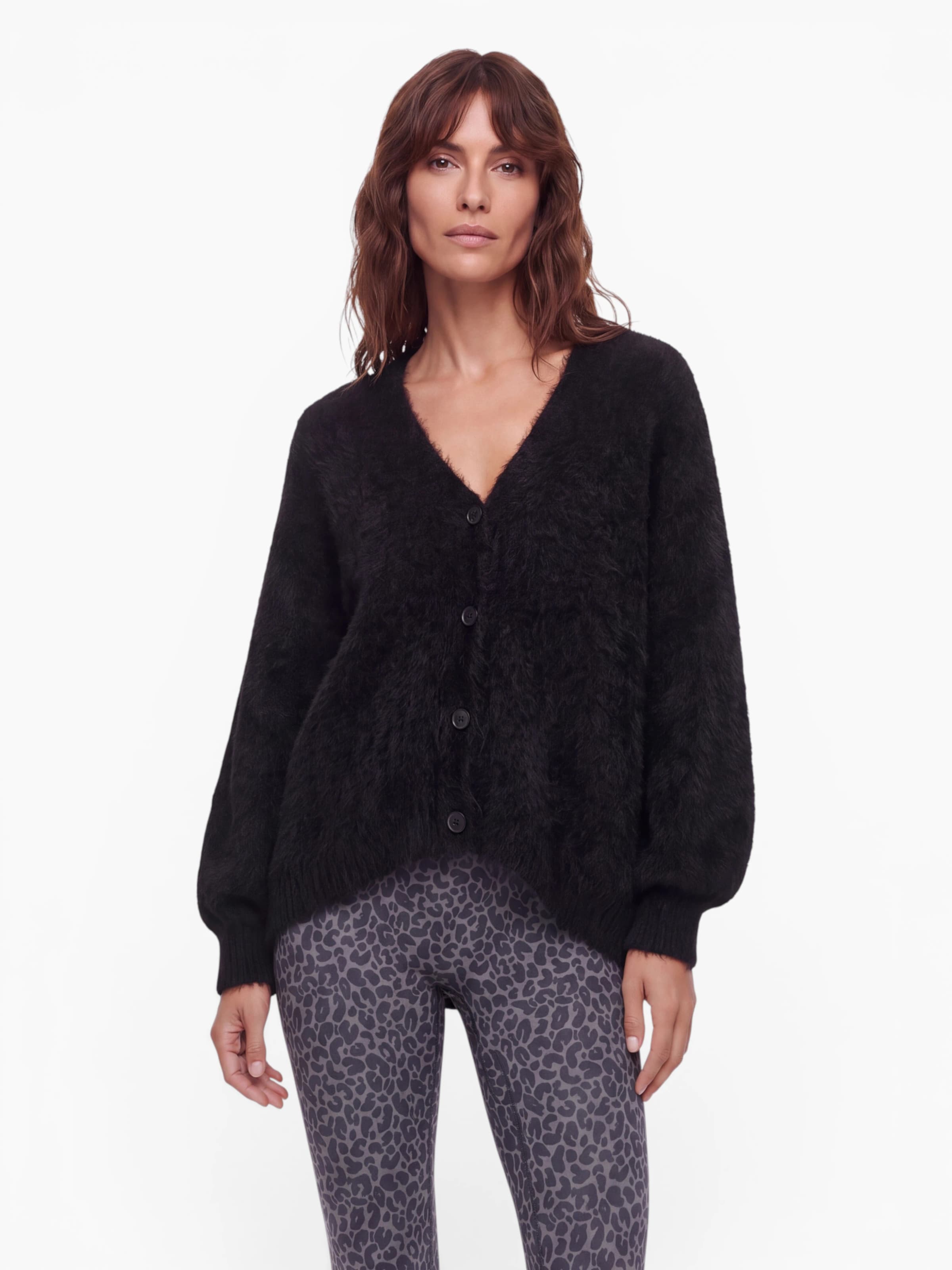 VERSTIQUE Knit Cardigan in Black: front