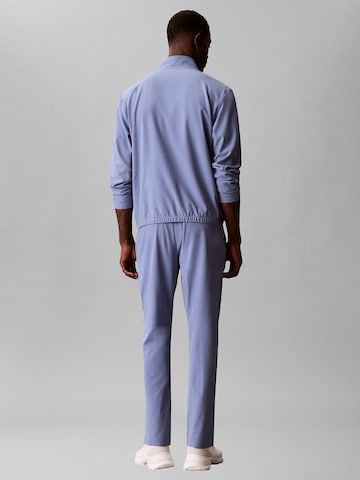 Calvin Klein Tapered Hose in Blau