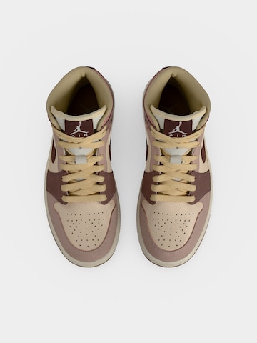 Sneaker alta 'AIR JORDAN 1' di Jordan in arancione