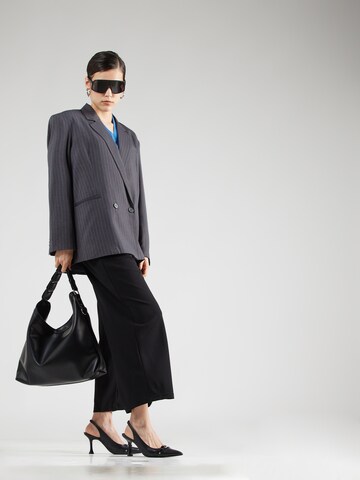 QS Wide leg Παντελόνι πλισέ σε μαύρο