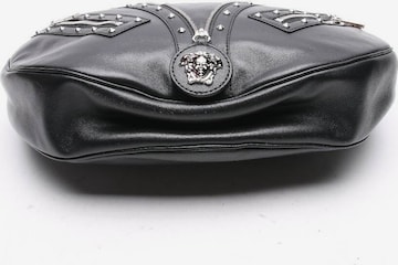 VERSACE Schultertasche / Umhängetasche One Size in Schwarz