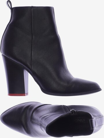 ONLY Stiefelette 37 in Schwarz: predná strana