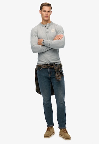 Superdry Shirt 'Vintage Athletic Grandad' in Grijs