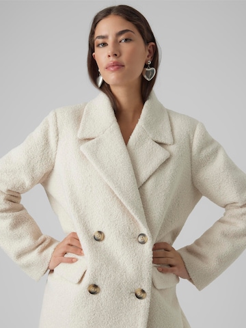 VERO MODA Between-Seasons Coat 'SALLY' in Beige