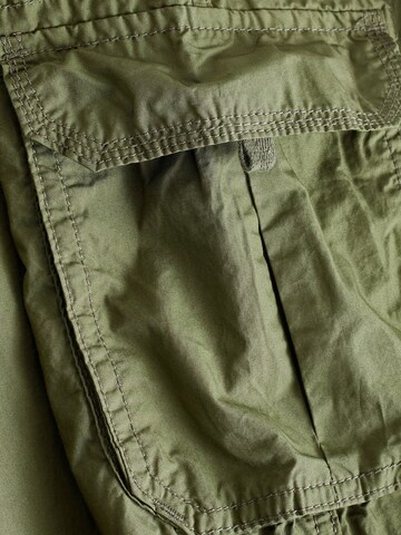 Loosefit Pantaloni di Next in verde