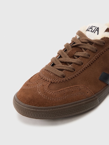 Veja Sneaker 'Volley' in Braun