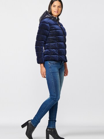 KOROSHI Between-Season Jacket in Blue