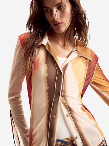 Camicia da donna di Desigual in beige