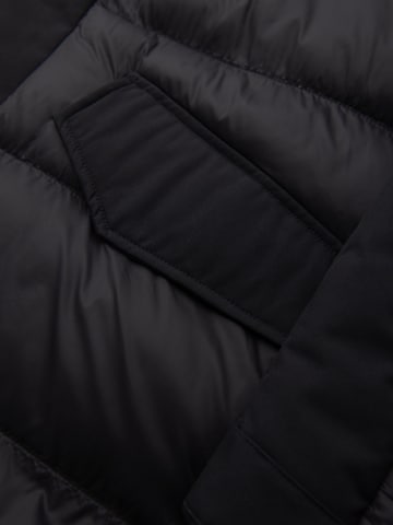 Giacca invernale di Ombre in nero
