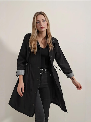 Bigdart - Sobretudo meia-estação em preto: frente
