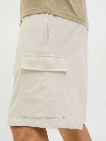 JACK & JONES Regular Shorts in Weiß