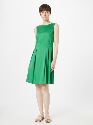 MORE & MORE - Vestido de gala en verde: frente