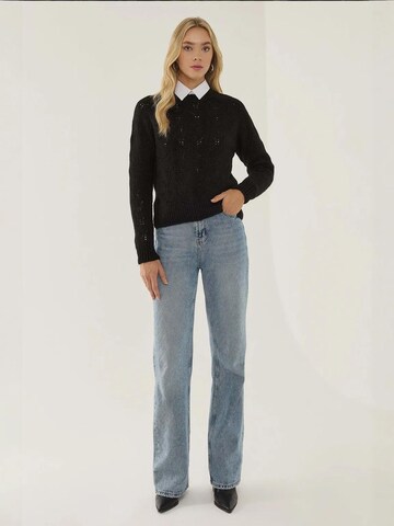 Hiccup Pullover in Schwarz