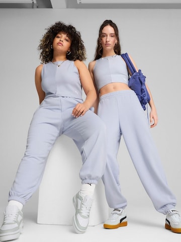 regular Pantaloni sportivi 'Puma Wardrobe Ess Relaxed Sweatpants Tr Cl Co' di PUMA in blu