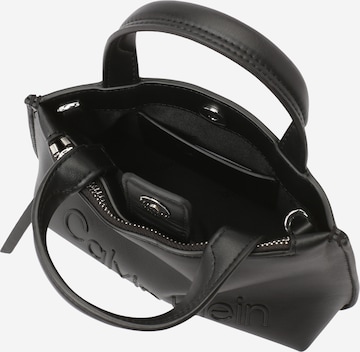 Calvin Klein Handtasche in Schwarz