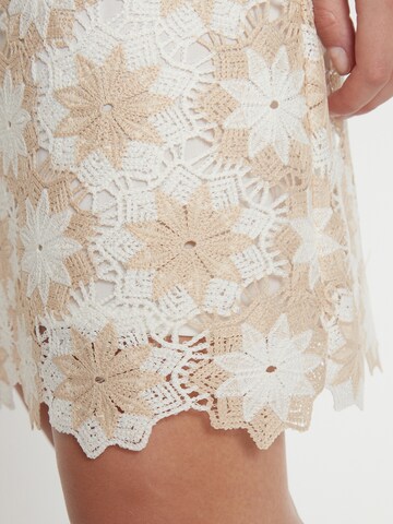 Robe Ana Alcazar en beige