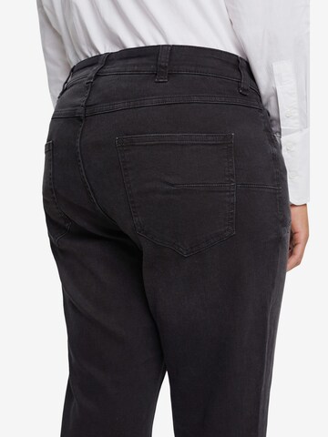 Esprit Curves Regular Jeans in Black